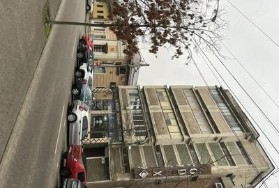 Spațiu comercial, de 886 mp, în Central - 7