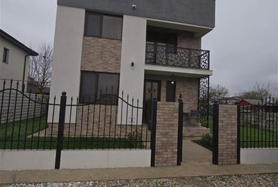 Casă individuală cu 4 camere cu Teren 350 Mp în Berceni