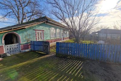 Teren de 1267 mp, în Titan - 5