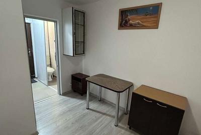 Garsonieră în Baza 3 - 4