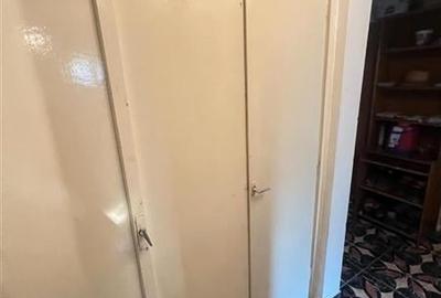 3 cam decomandat, Girocului , 2 bai,2 balcoane,  centrala proprie+2 boxe - 4