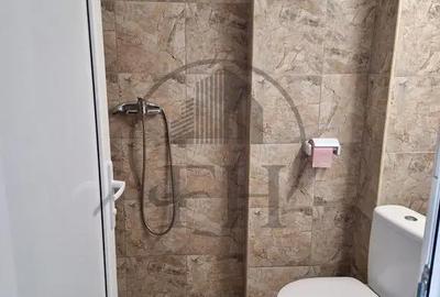 Casă cu 5 camere cu Teren 700 Mp în Central - 11