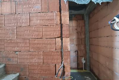 Casă individuală cu 4 camere cu Canalizare în Sud-Est - 11