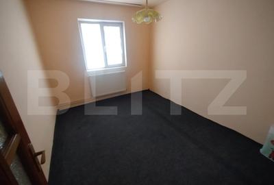 Apartament 3 camere decomandat,60 mp utili,etaj 3,balcon,parcare,oras Beclean - 3