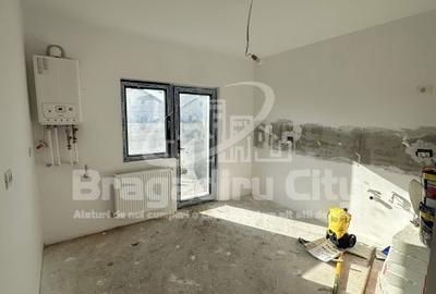 Casă cu 3 camere cu Teren 378 Mp în Central - 3