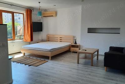 Unirii, Bd.Coposu, Cofetaria Agapitos, bloc 1990, renovat, mobila noua, design chic - 4