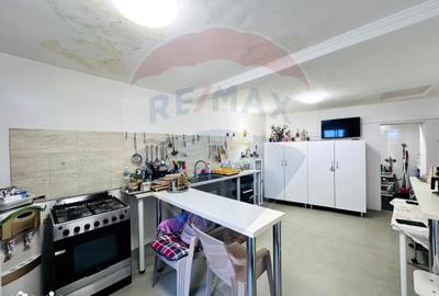 Casă cu 4 camere cu Teren 178 Mp în 13 Septembrie - 6