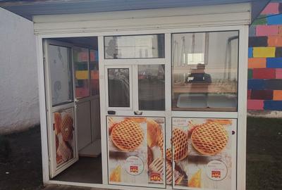 Spațiu comercial, de 9 mp, în Central - 3