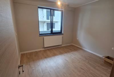 Apartament cu 2 camere decomandat în Palazu Mare - 3