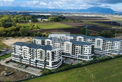Apartament cu 3 camere decomandat în Tractorul - 1