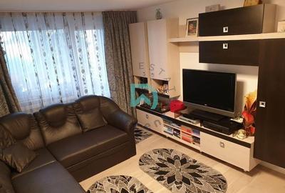 Apartament cu 4 camere decomandat, mobilat în Tractorul - 1