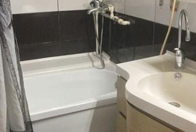 Apartament cu 3 camere în Central - 3