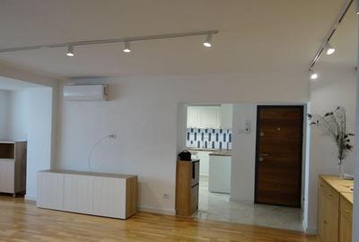 Apartament cu 3 camere semidecomandat, mobilat în Decebal - 15