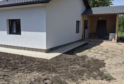Casă cu 4 camere în Mărgineni - 1
