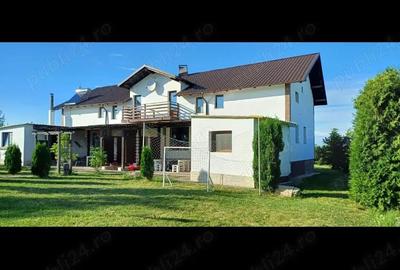 Casă cu 2 camere cu Teren 11770 Mp în Fălticeni - 10
