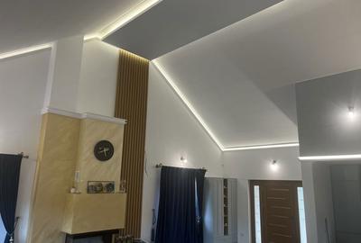 Casă cu 4 camere în Văleni-Stânișoara - 4