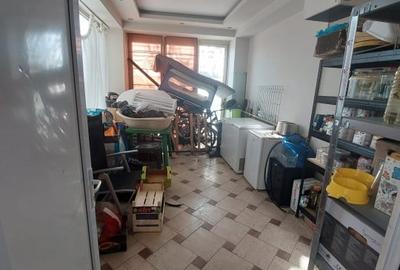 Bd. Mamaia, spatiu comercial, ideal BIROURI/CABINETE/CENTRU EDUCATIONAL, 250 mp. - 11