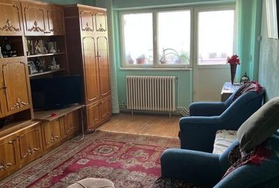 Apartament cu 3 camere decomandat în Calarași 4 - 3