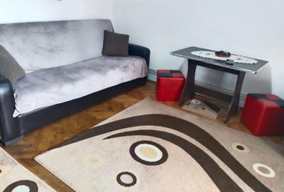 Garsonieră decomandată în Central - 2