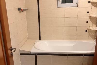 Apartament cu 4 camere decomandat în P-ța Muncii - 2