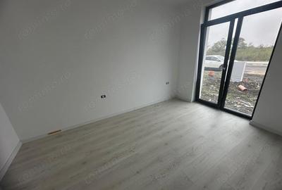 Casă cu 5 camere cu Teren 220 Mp în Mehala - 3