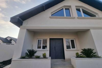 Casă cu 3 camere în Lumina - 3