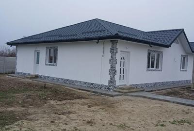 Casă cu 4 camere în Central - 4