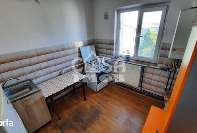 Apartament cu 2 camere semidecomandat în Micro 6 - 3