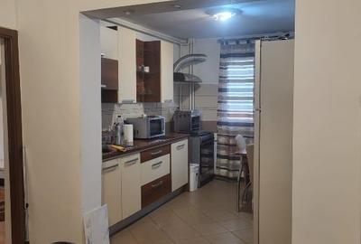 Apartament cu 4 camere decomandat în Crângași - 3