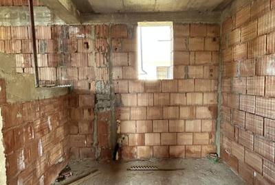 Casa individuala semifinisata 132mp utili plus 60mp terasa si 300 mp teren Casa individuala semifinisata 132mp utili plus 60mp terasa si 300 mp teren - 13