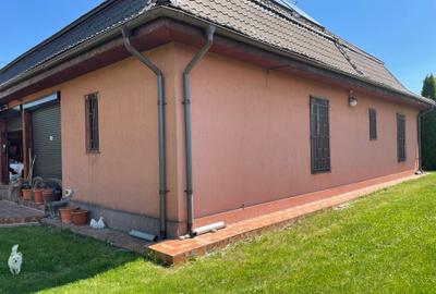 Ialomița,Popasul Sinesti,Livedea,P+M,Curte amenajata 2550 mp,35 km Bucuresti - 21