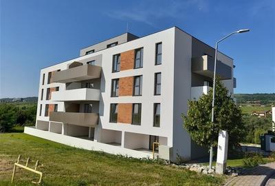 Vanzare apartament 3 camere finisat bloc nou cu CF 3 km de Auchan Iris, Cluj-Nap