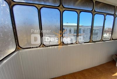 Apartament cu 2 camere decomandat în Roman - 6