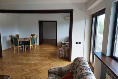 CALEA VICTORIEI-IORGA,4 CAM ,SUPERBISSIM,NEMOBILAT,UTILATGARAJ,PARCARE,1100 EURO - 3