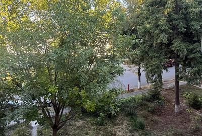 Apartament 2 camere Gae?ti, Dambovi?a, etaj 2 4 - 7