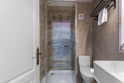 Casă cu 7 camere cu Teren 1023 Mp în Murighiol - 34
