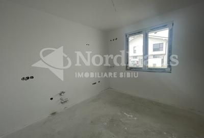 Casă cu 4 camere cu Canalizare în Arhitecților - Calea Cisnădiei - 3