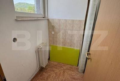 Spațiu comercial, de 140 mp, în Central - 13
