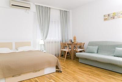 Garsonieră semidecomandată, mobilată în P-ța Romană