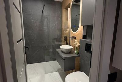 Apartament cu 3 camere decomandat în 7 Noiembrie - 2