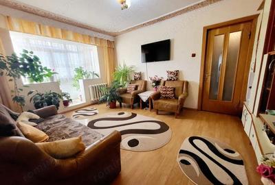 Apartament 3 camere Zona Orizont, etaj 3/4 - 4