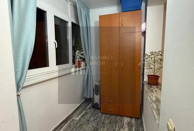 Apartament cu 4 camere semidecomandat, mobilat în Apărătorii Patriei - 15