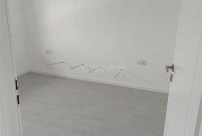 Casă cu Teren 235 Mp în Cetate - 16