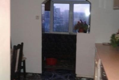 Apartament 3 camere, decomandat, CUG - 6