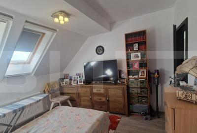 Apartament 4 camere zona Tractorul , luminat decomandat 17 m - 10