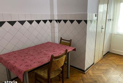 Apartament cu 4 camere decomandat în Central - 15