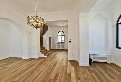 Casă cu 11 camere cu Canalizare în Dorobanți - 2