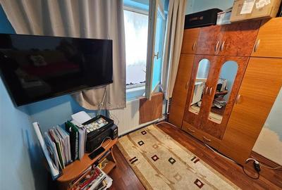 Apartament cu 2 camere semidecomandat, mobilat în Florilor - 9
