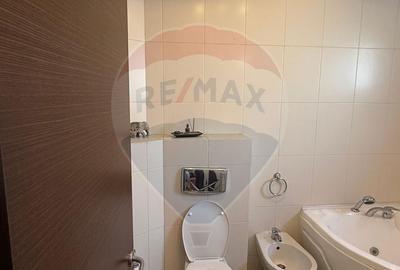 Apartament cu 4 camere semidecomandat, mobilat în Nordului - 14