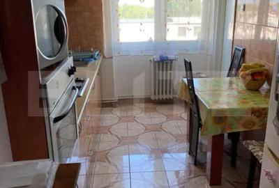 Apartament cu 3 camere semidecomandat, mobilat în Botizului - 2